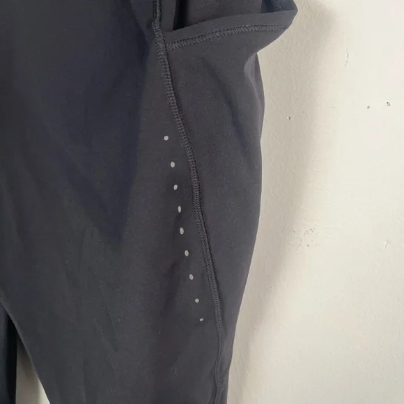 Lululemon Athletica Fast and Free High-Rise Crop Size 12 in black - Picture 10 of 11
